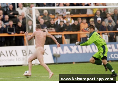 球场新风:穿丝袜的球员引发的话题 球场新风:穿丝袜的球员引发的话题